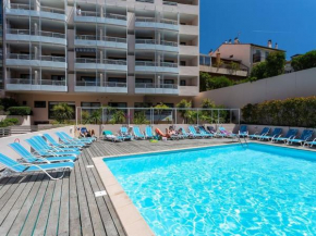 2 pièces avec piscine, 150 m de la plage.